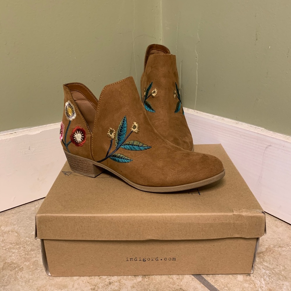 Embroidered booties